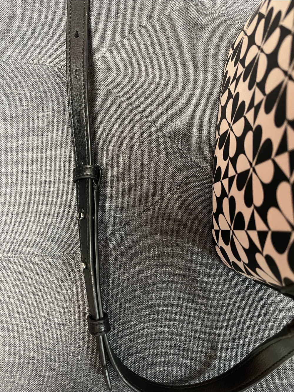 kate spade Black & Cream Geometric Floral Dome Crossbody - Picture 4 of 10